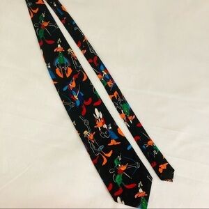 Authentic vintage Looney Tunes multiple Daffy Duck silk tie 57” long